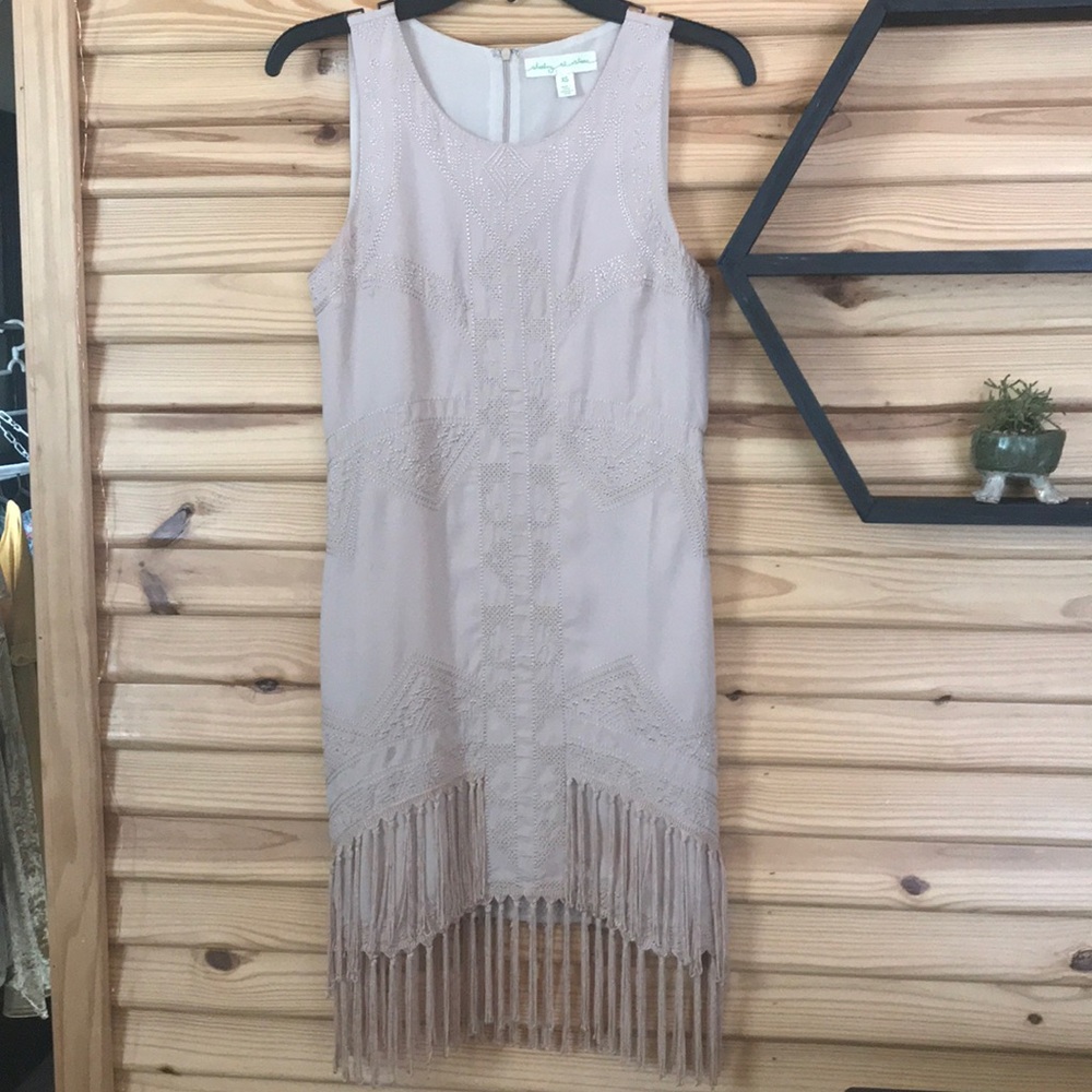 XS Flapper Tassel Dress Sleeveless Beige UO